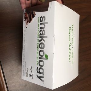 Shakeology shake box 23